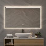 Populair model badkamerspiegel met dimbare verlichting, verwarming en dubbele touch sensor voor onder andere het instellen van de gewenste lichtkleur, handig!