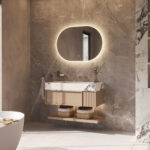 De geïntegreerde spiegelverwarming voorkomt dat er condens op de spiegel ontstaat na bv het douchen, handig! Deze schakelt automatisch mee met de verlichting